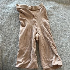 SPANX Mid-Thigh short shaper